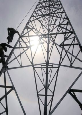 4G 5G Wireless Telecommunications Communication Solar Power Telecom Radio 3 Legged Angular Steel Tower