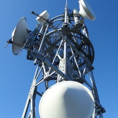 Q255B Q355B Q420B Design 3 Legged Angular Steel Tower Telecommunication Tower