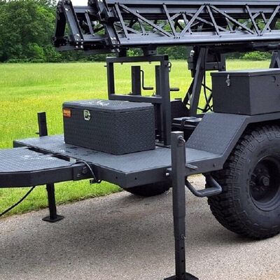 Mobile Truck Mounted Telescopic Galvanized Steel 15 20 25 30M 5G 4G Wifi Communication Tower on Wheels