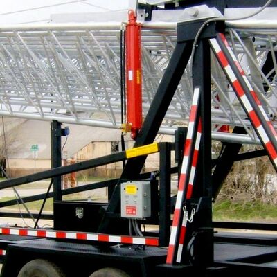 30M Telescopic Tower Galvanized Steel Truck Mounted Communication Antenna 40M/S Wind Resistance ISO Certified