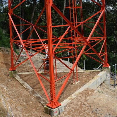 3 Leg Angular Customized Multi-Circuit Lattice Tower For Communication Transmission Telecom Dual Use