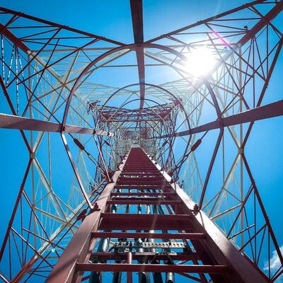 40M 80M Q355 Steel 4 Legged Telecom Tower Galvanized Wind Resistant For Coastal High Wind Zone
