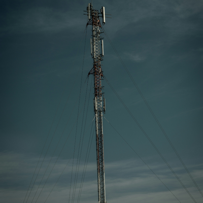 35M Q355 Steel Guyed Tower Light Foundation For Grassland Wide Area Coverage